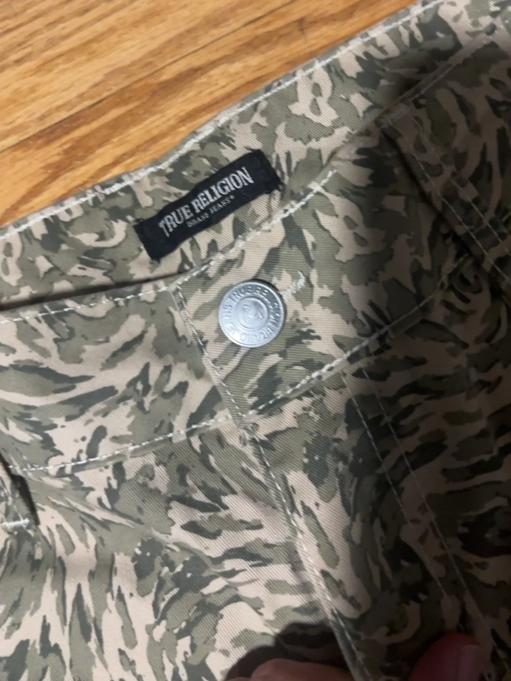 True Religion Men's Green Camo Cargo Shorts